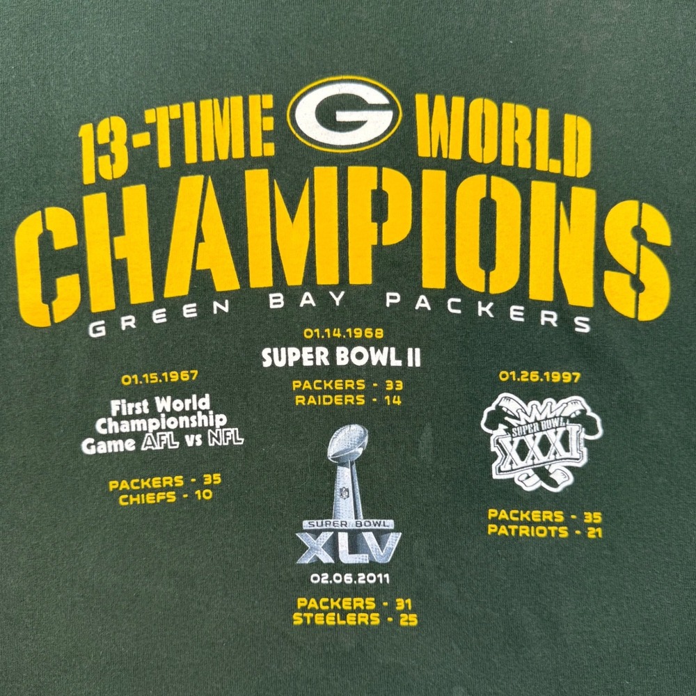 Green Bay Packers 13-Time World Champions T-Shirt Mens Large Green NFL Gildan